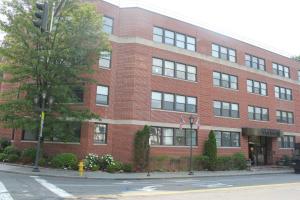 Scarsdale, 2 Overhill Road