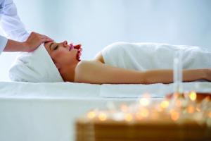 woman getting a facial